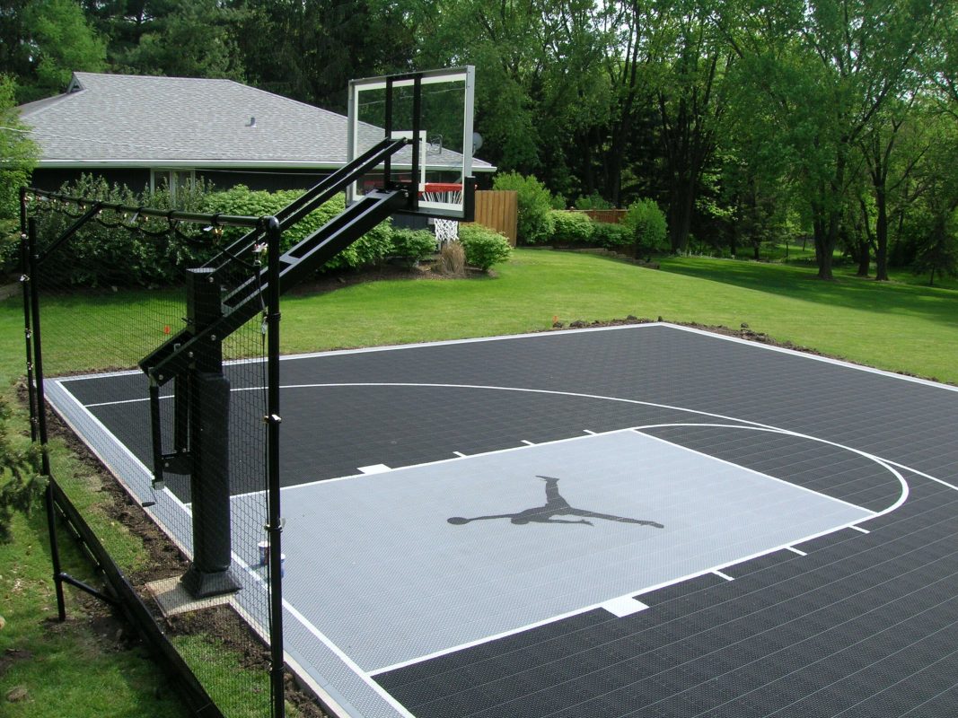 24 Backyard Basketball Court Ideas to Build Mesmerizing Sport Areas