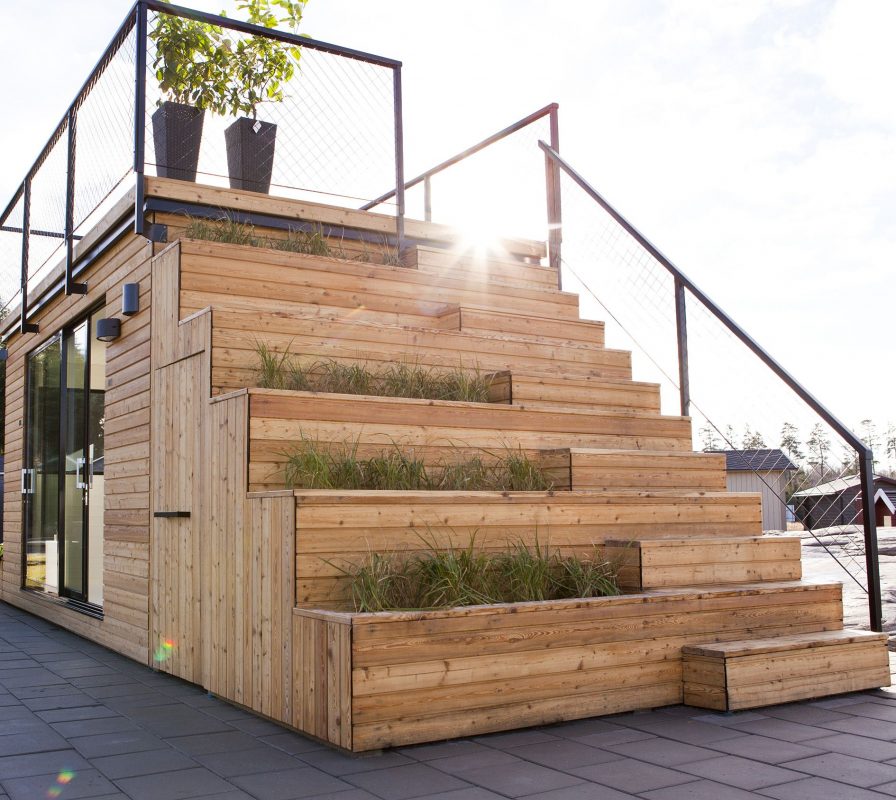 A Roof Deck above the Office