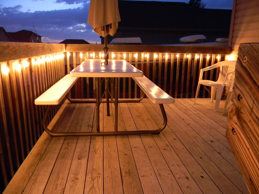 deck handrail ideas