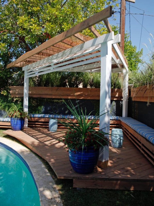 Pavilion in a Tiny Space
